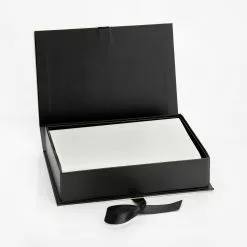 Maison Close Le Petit Secret Dentelle Openable String Tanga 18 Maison Close Le Petit Secret Dentelle Openable String Tanga -Stockings Shop Mayfair Stockings Maison Close 608303 pack 4