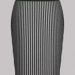 Maison Close Bande à Part Skirt 11 Maison Close Bande à Part Skirt -Stockings Shop Mayfair Stockings Skirt BandeaPart Skirt BAP 608590 4 640x960 crop center 2x 34